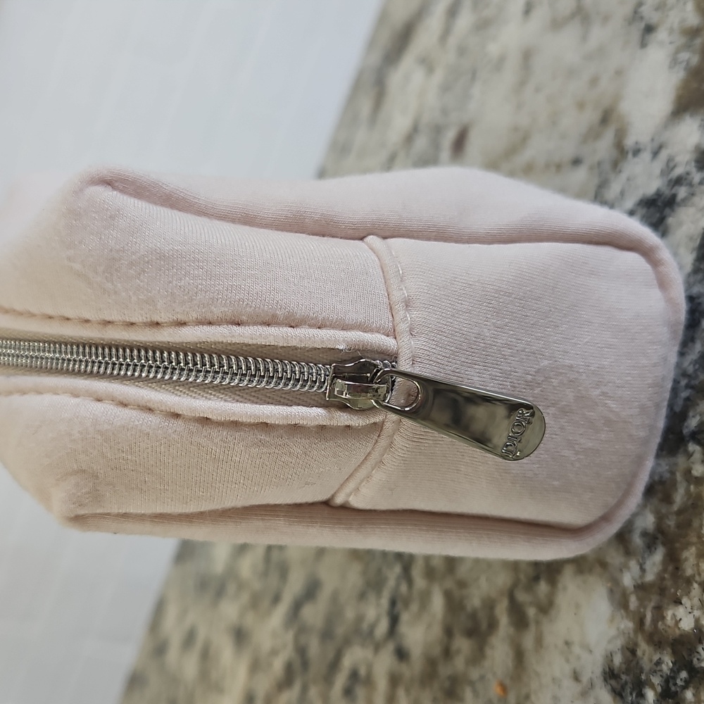 Dior Soft Pink Cosmetic Bag - Picture 2 of 7